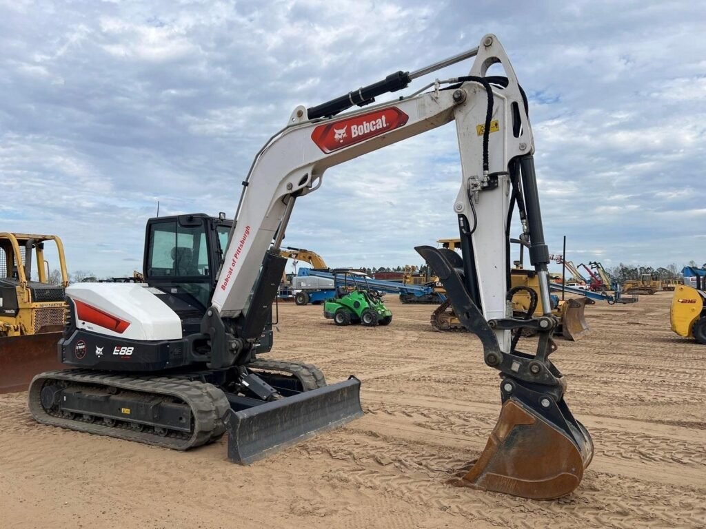 2021 Bobcat E88R2-Series